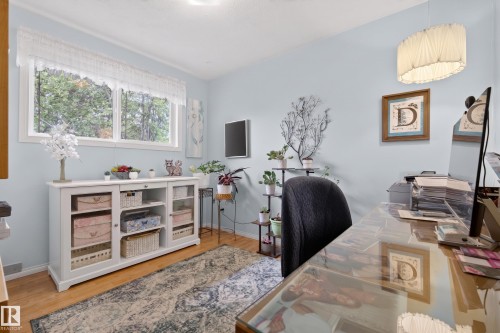 7307 86 Avenue, Edmonton, AB 
