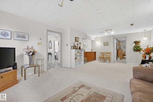 7307 86 Avenue, Edmonton, AB 