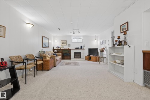 7307 86 Avenue, Edmonton, AB 