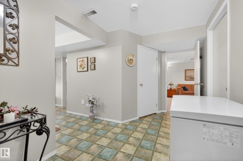7307 86 Avenue, Edmonton, AB 