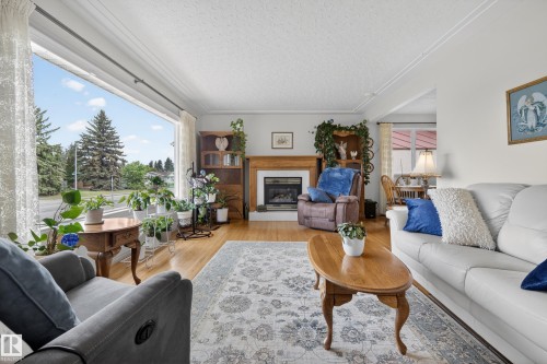 7307 86 Avenue, Edmonton, AB 