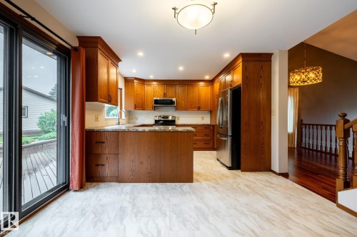 2609 49 Street, Edmonton, AB 