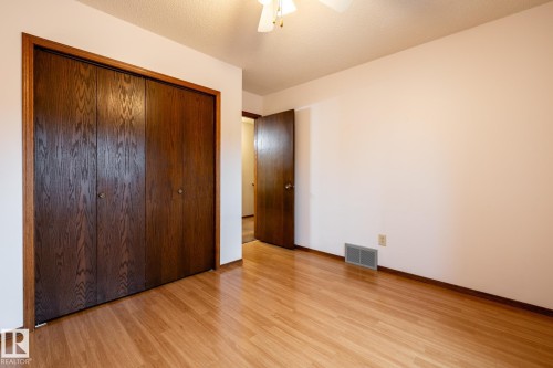 2609 49 Street, Edmonton, AB 