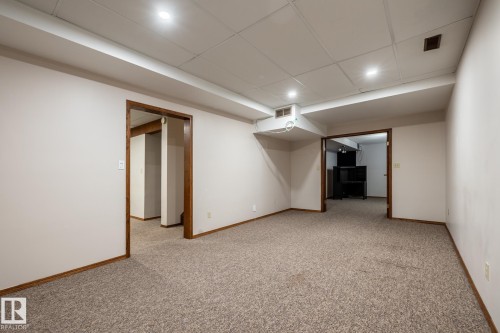 2609 49 Street, Edmonton, AB 