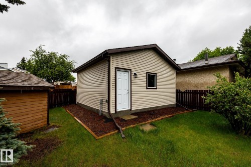 2609 49 Street, Edmonton, AB 