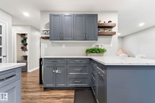 4702 50 Avenue, Beaumont, AB 