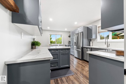 4702 50 Avenue, Beaumont, AB 