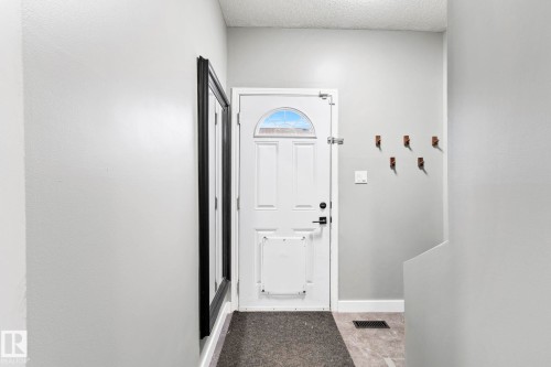 4702 50 Avenue, Beaumont, AB 