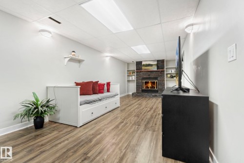 4702 50 Avenue, Beaumont, AB 