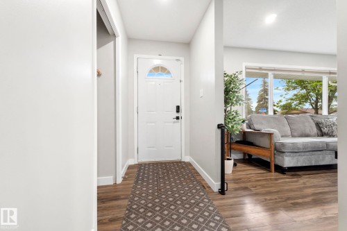 4702 50 Avenue, Beaumont, AB 