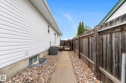 4702 50 Avenue, Beaumont, AB 