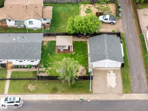 4702 50 Avenue, Beaumont, AB 