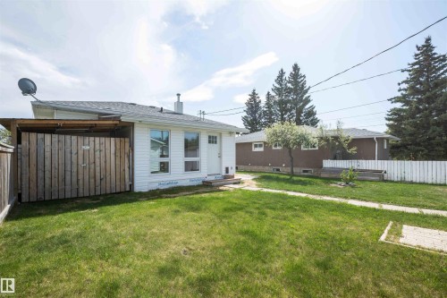 Back house - 4414 54 Avenue, Barrhead, AB - Outdoor
