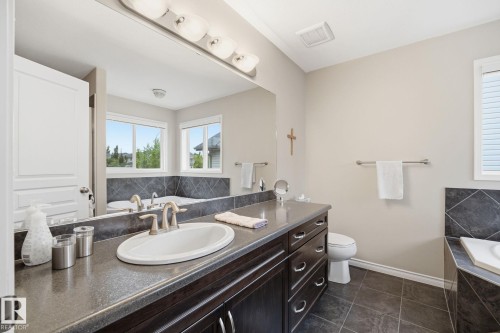 1823 67 Street, Edmonton, AB 