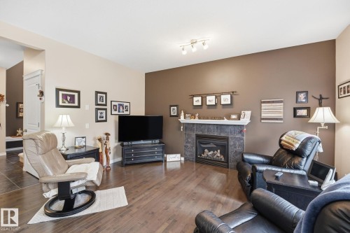 1823 67 Street, Edmonton, AB 