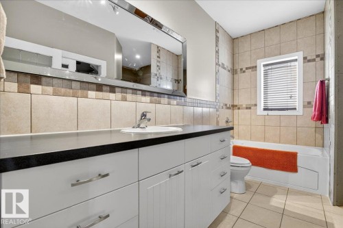 Bathroom - 5019 48 Avenue, Chipman, AB - Indoor Photo Showing Bathroom
