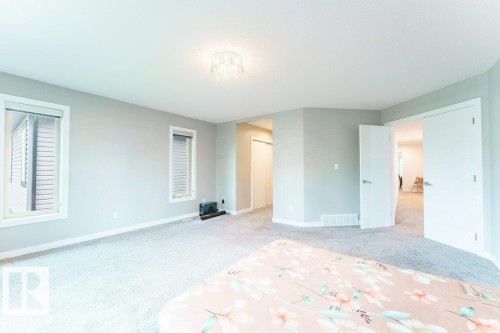 17347 11 Avenue, Edmonton, AB 
