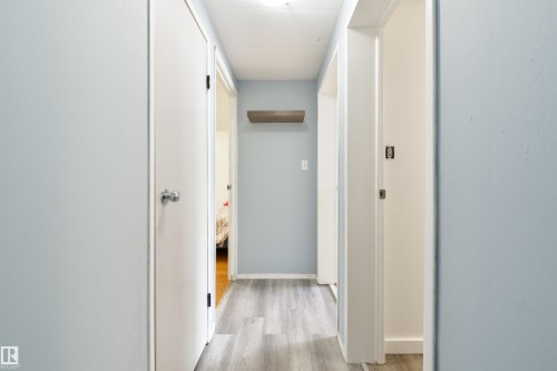 6 Hillcrest Drive, Edmonton, AB - Indoor Photo Showing Other Room