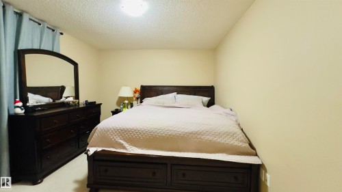 4609 163A Avenue Nw, Edmonton, AB 