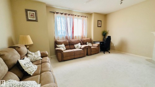4609 163A Avenue Nw, Edmonton, AB 