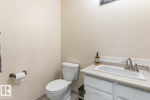 15731 121 Street, Edmonton, AB 