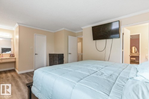 15731 121 Street, Edmonton, AB 