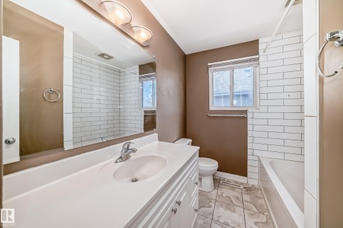 10837 65 Avenue, Edmonton, AB 