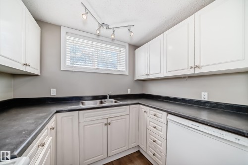 10837 65 Avenue, Edmonton, AB 