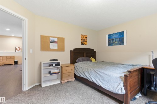 4923 58 Avenue, Cold Lake, AB 