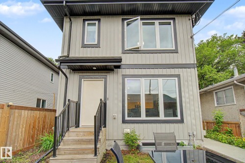 12035 93 Street Nw, Edmonton, AB 