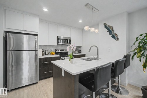 12035 93 Street Nw, Edmonton, AB 