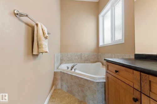 2318 Rutherford Way, Edmonton, AB 