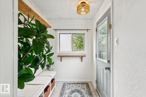 4037 114 Avenue, Edmonton, AB 