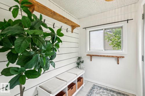 4037 114 Avenue, Edmonton, AB 