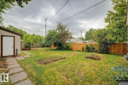 4037 114 Avenue, Edmonton, AB 