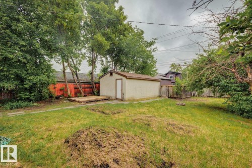 4037 114 Avenue, Edmonton, AB 