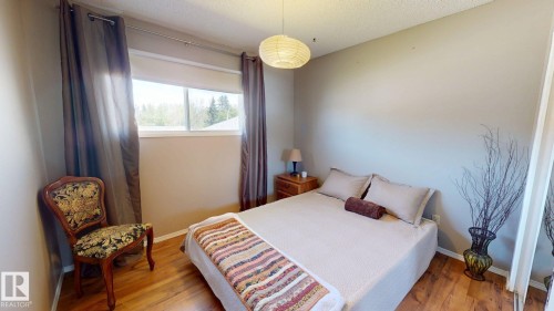 4809 Mackenzie Ave, Drayton Valley, AB - Indoor Photo Showing Bathroom