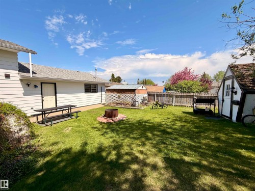 4809 Mackenzie Ave, Drayton Valley, AB - Outdoor