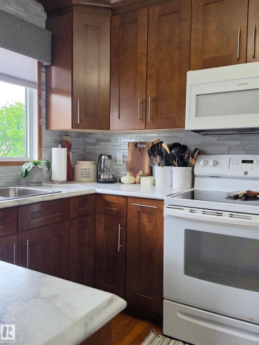 4606 54 Avenue, Two Hills, AB 