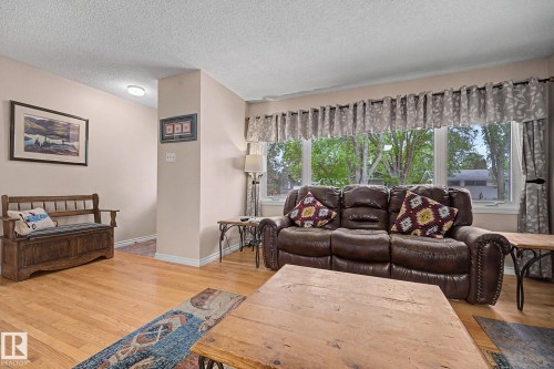 37 Sunnyside Crescent, St. Albert, AB 