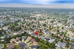 Expansive residential neighborhood featuring numerous single-family homes and multi-unit dwellings - 