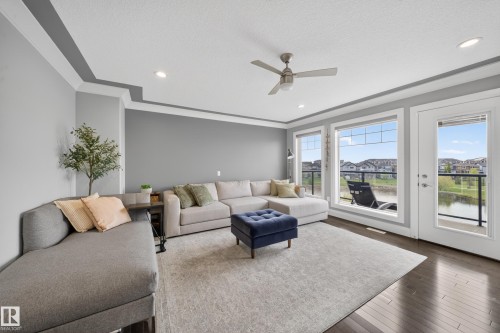 7648 179 Avenue, Edmonton, AB - Indoor Photo Showing Living Room