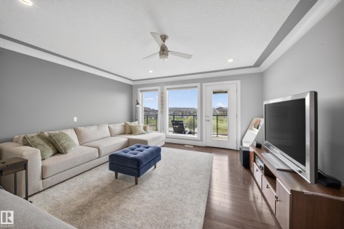 7648 179 Avenue, Edmonton, AB - Indoor Photo Showing Living Room