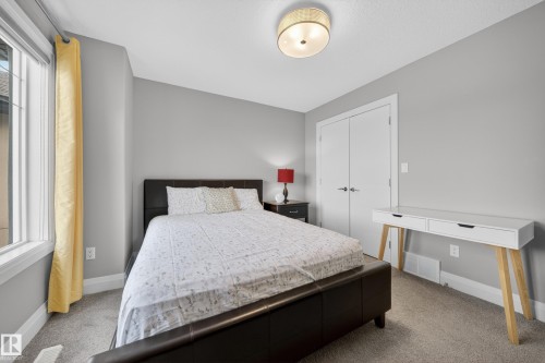 7648 179 Avenue, Edmonton, AB - Indoor Photo Showing Bedroom