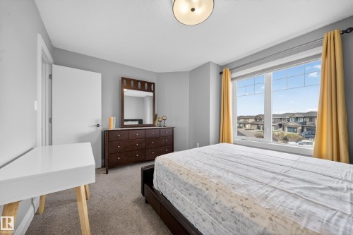 7648 179 Avenue, Edmonton, AB - Indoor Photo Showing Bedroom