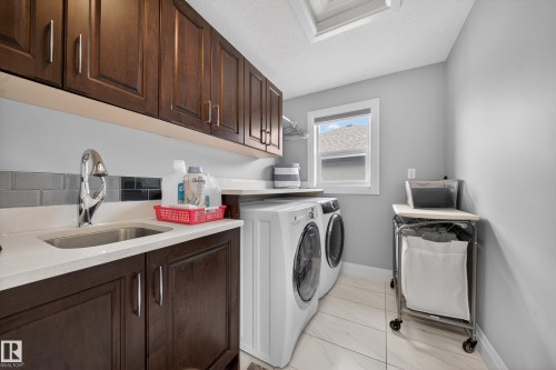 7648 179 Avenue, Edmonton, AB - Indoor Photo Showing Laundry Room