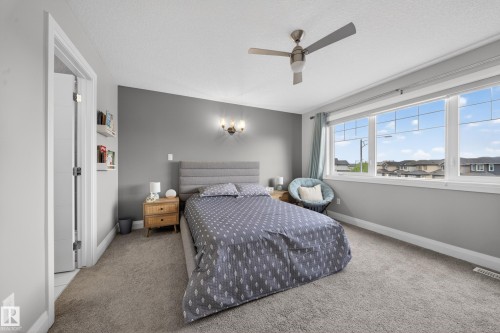 7648 179 Avenue, Edmonton, AB - Indoor Photo Showing Bedroom