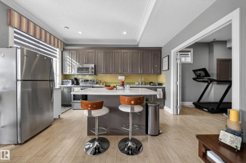 7648 179 Avenue, Edmonton, AB - Indoor Photo Showing Kitchen
