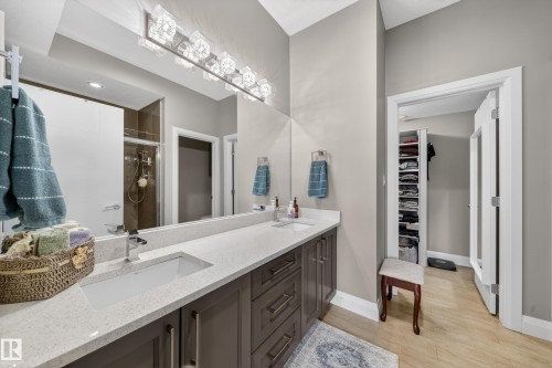 7648 179 Avenue, Edmonton, AB - Indoor Photo Showing Bathroom