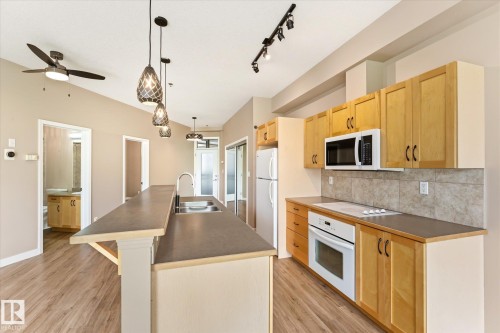 209 4835 104A Street Nw, Edmonton, AB 